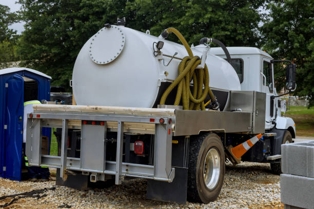 Best Porta potty rental near me  in Warsaw, IL